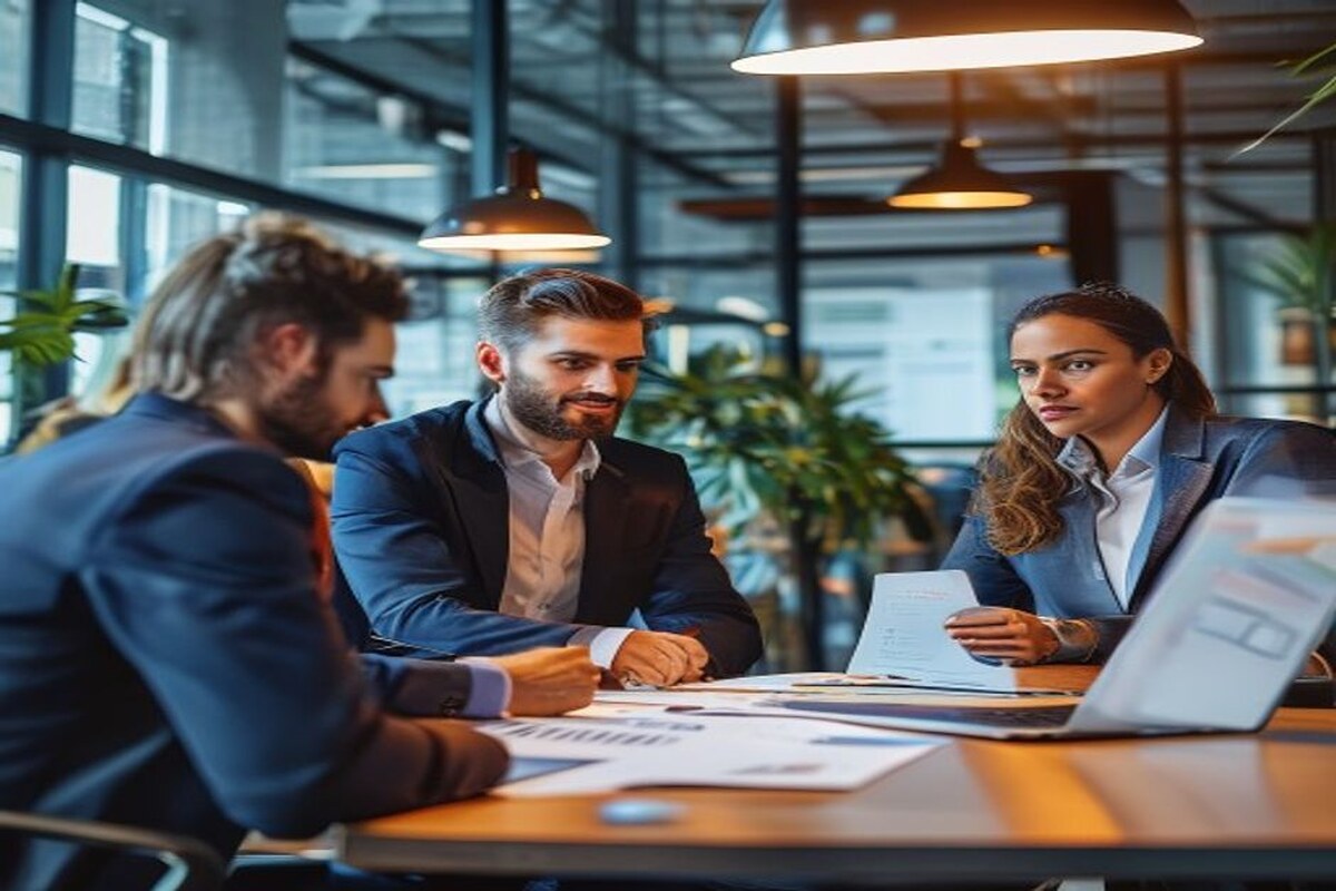 Conquer the Local Lead Lifecycle: A 30-Day Automation Blueprint for Contractors & Agencies
